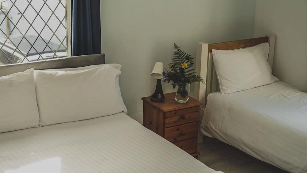 The Galleon Inn Starcross Экстерьер фото